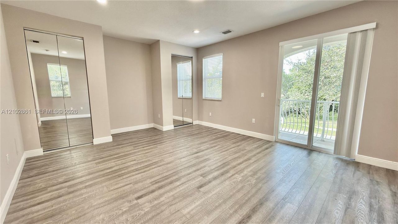 For Rent: $3,900 (3 beds, 3 baths, 2235 Square Feet)