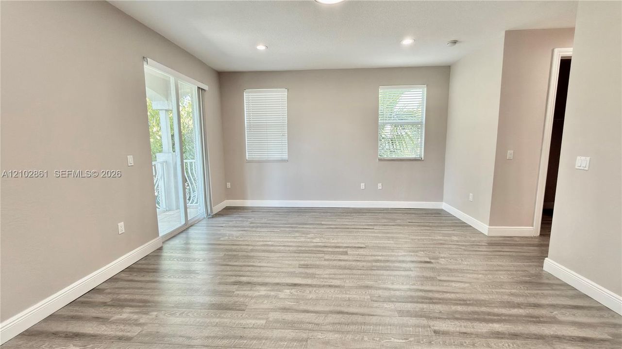 For Rent: $3,900 (3 beds, 3 baths, 2235 Square Feet)