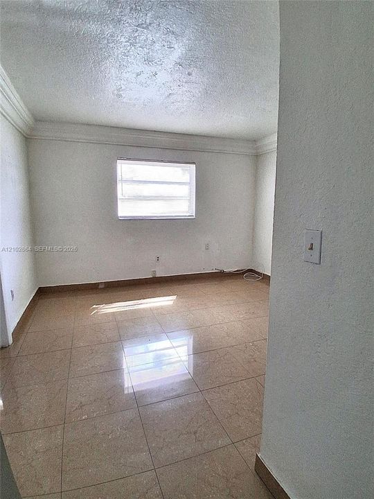 For Rent: $1,650 (1 beds, 1 baths, 583 Square Feet)