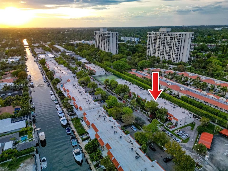En Venta: $588,000 (3 camas, 3 baños, 1507 Pies cuadrados)