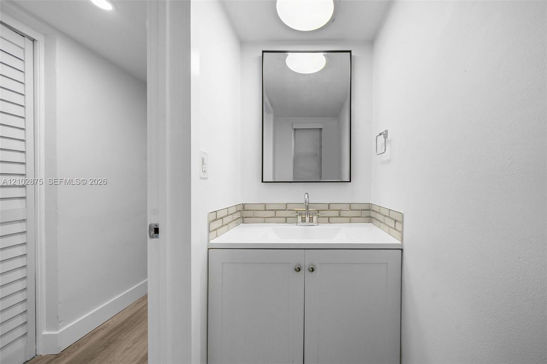 En Venta: $588,000 (3 camas, 3 baños, 1507 Pies cuadrados)