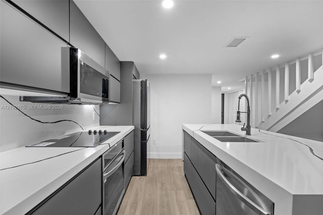 En Venta: $588,000 (3 camas, 3 baños, 1507 Pies cuadrados)