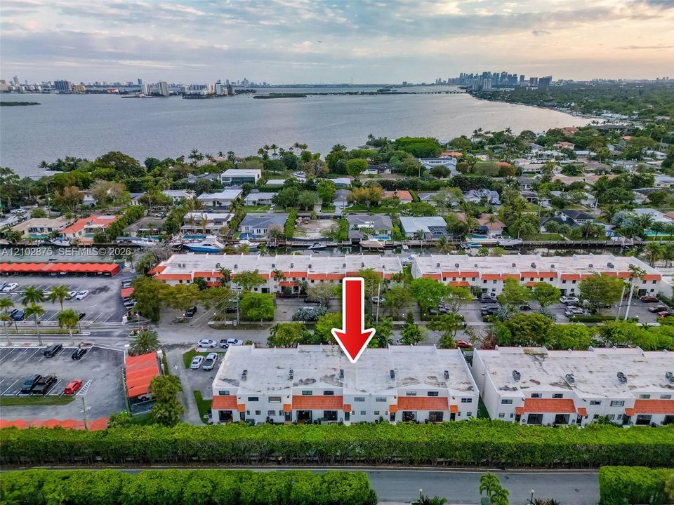 En Venta: $588,000 (3 camas, 3 baños, 1507 Pies cuadrados)