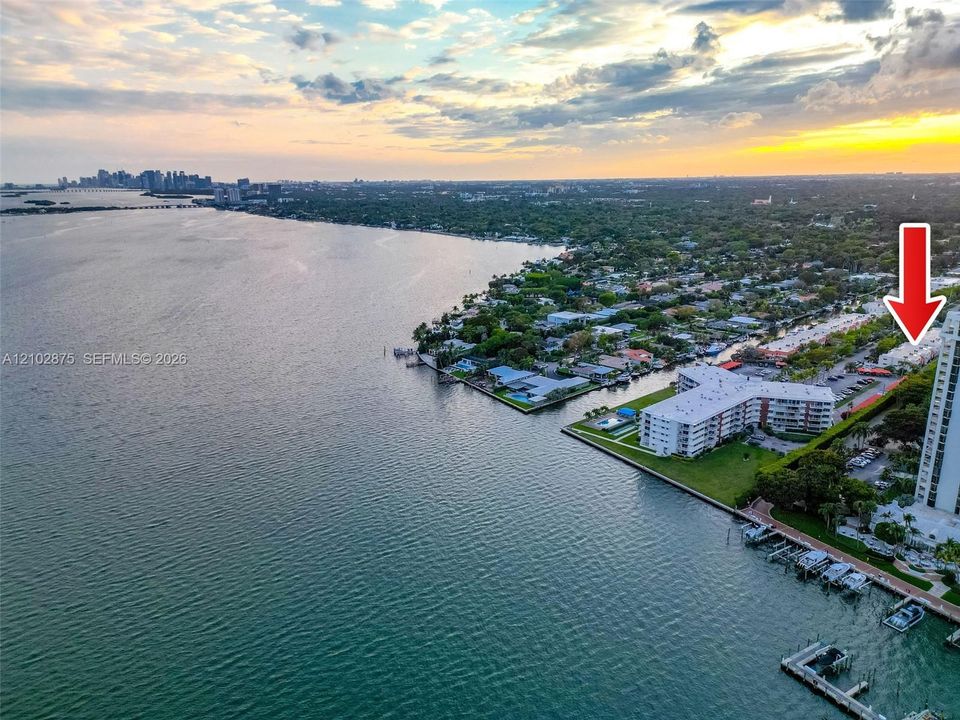En Venta: $588,000 (3 camas, 3 baños, 1507 Pies cuadrados)