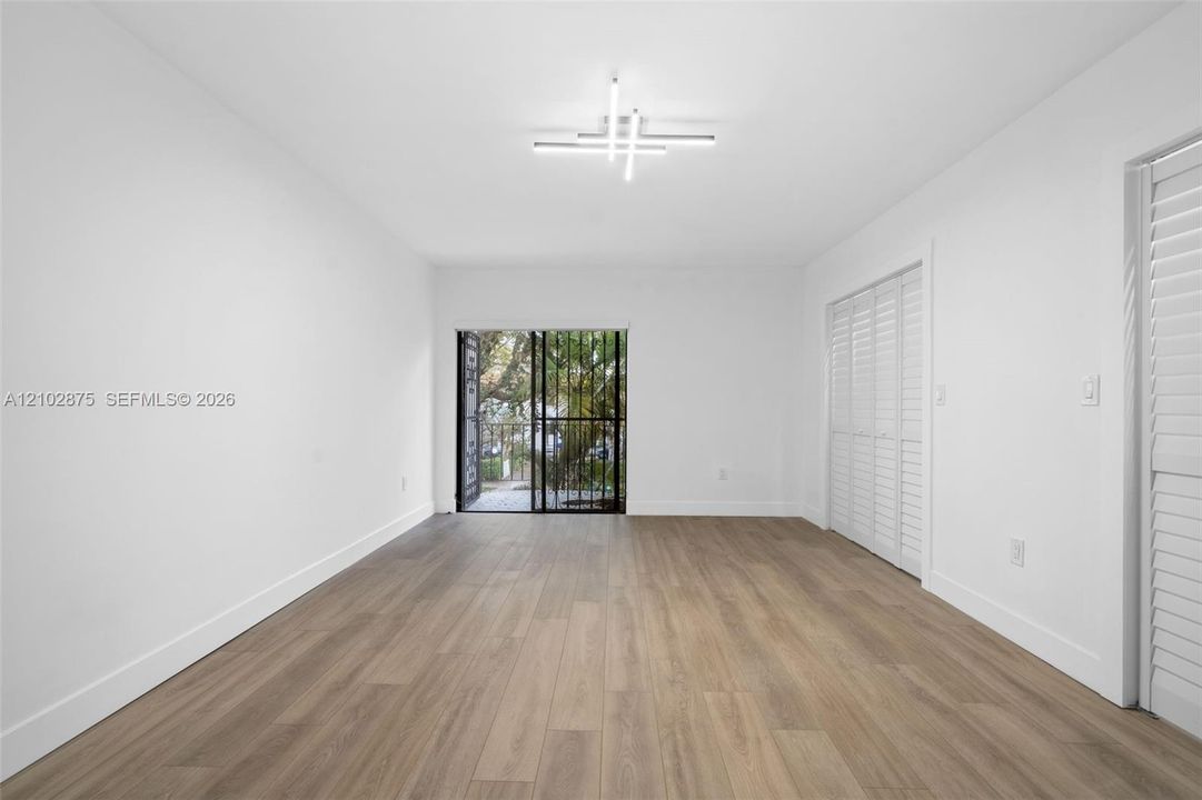 En Venta: $588,000 (3 camas, 3 baños, 1507 Pies cuadrados)