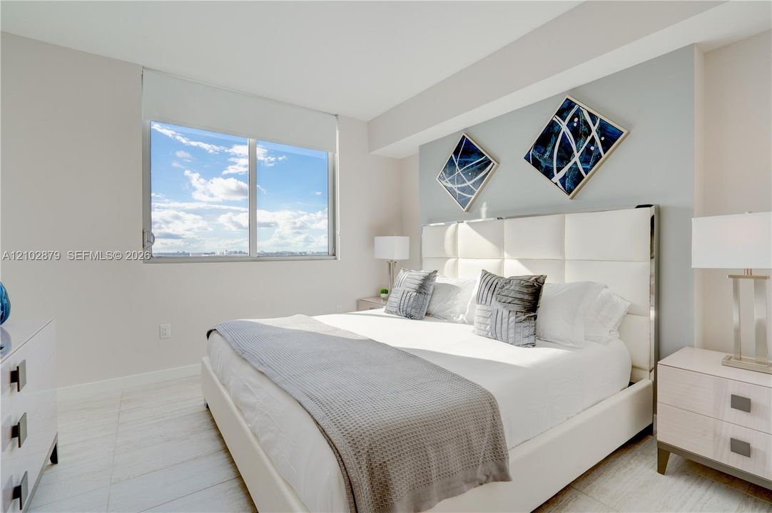 En Venta: $738,800 (2 camas, 2 baños, 1048 Pies cuadrados)