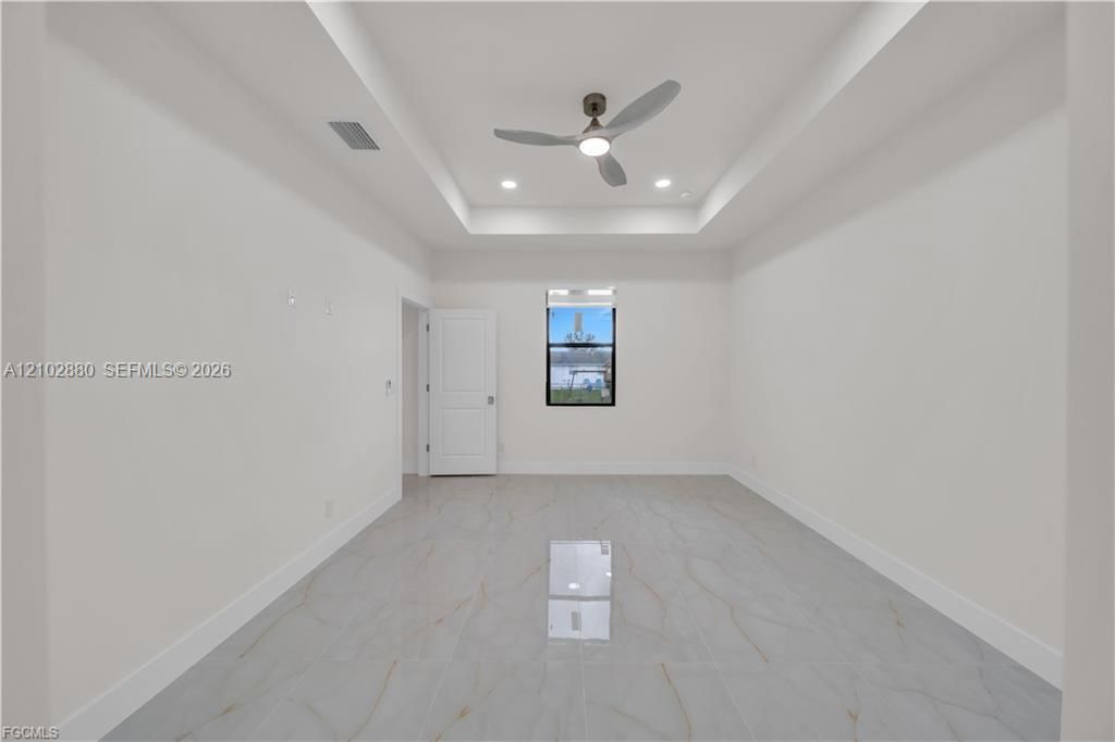 На продажу: $369,900 (3 спален, 2 ванн, 1480 Квадратных фут)