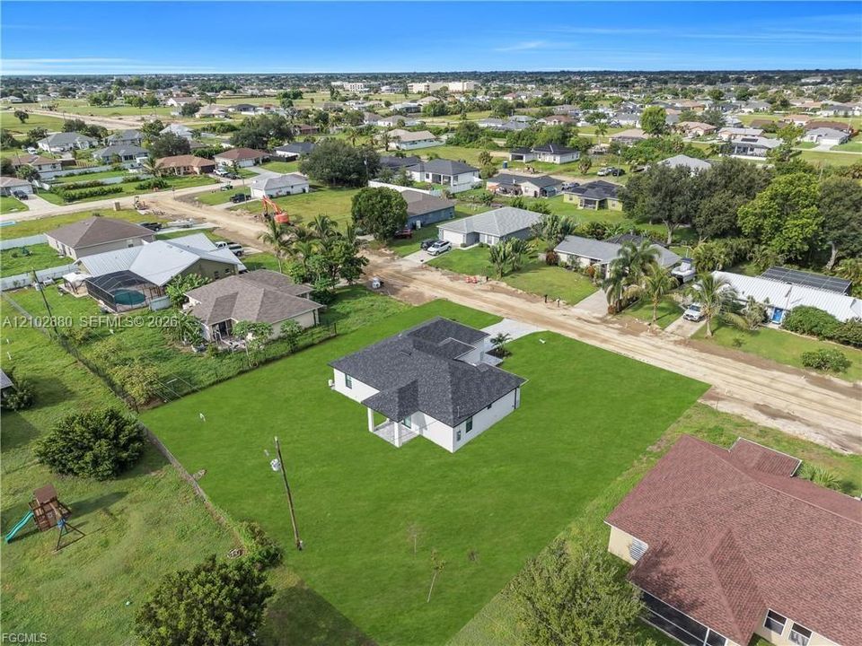 На продажу: $369,900 (3 спален, 2 ванн, 1480 Квадратных фут)