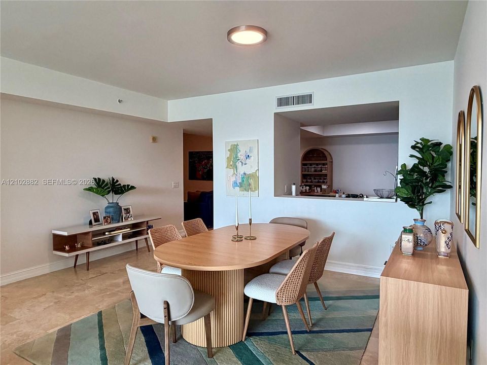 For Rent: $4,300 (2 beds, 2 baths, 1824 Square Feet)
