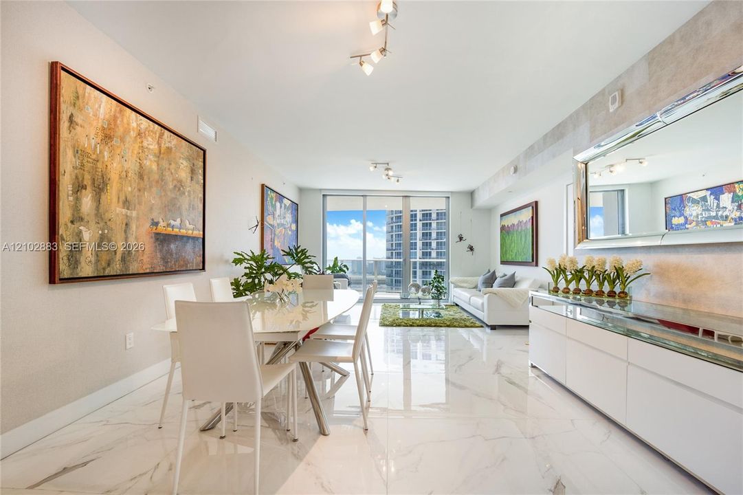 На продажу: $1,475,000 (3 спален, 3 ванн, 1592 Квадратных фут)