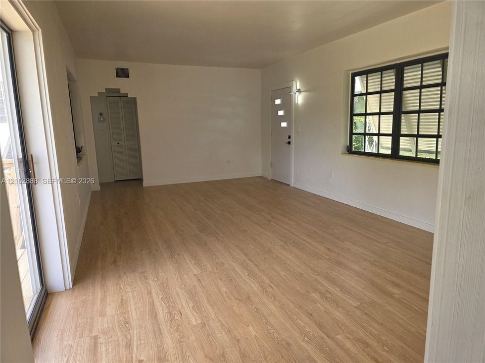 En Renta: $2,950 (2 camas, 1 baños, 982 Pies cuadrados)