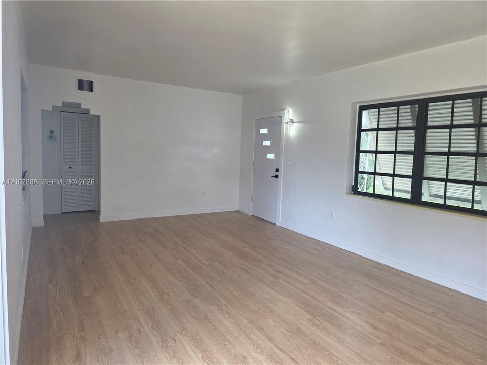 En Renta: $2,950 (2 camas, 1 baños, 982 Pies cuadrados)