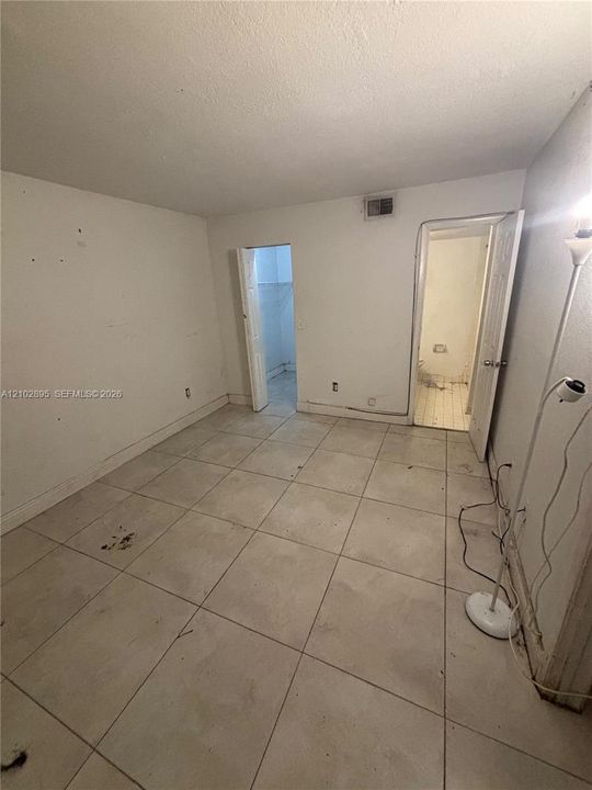 For Sale: $225,000 (3 beds, 2 baths, 1125 Square Feet)