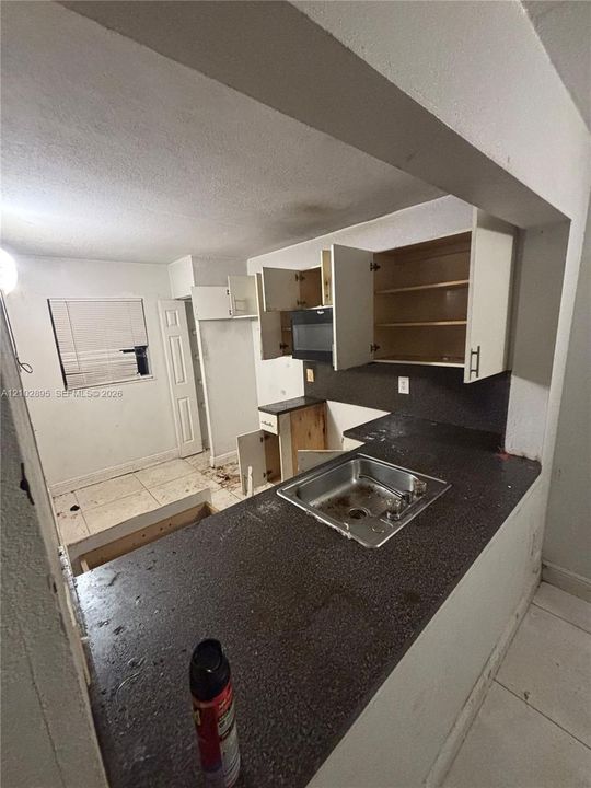 For Sale: $225,000 (3 beds, 2 baths, 1125 Square Feet)
