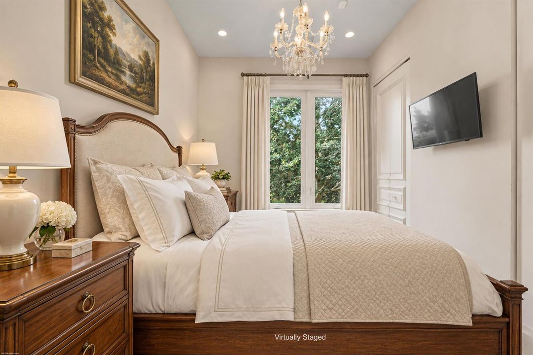 Studio suite bedroom