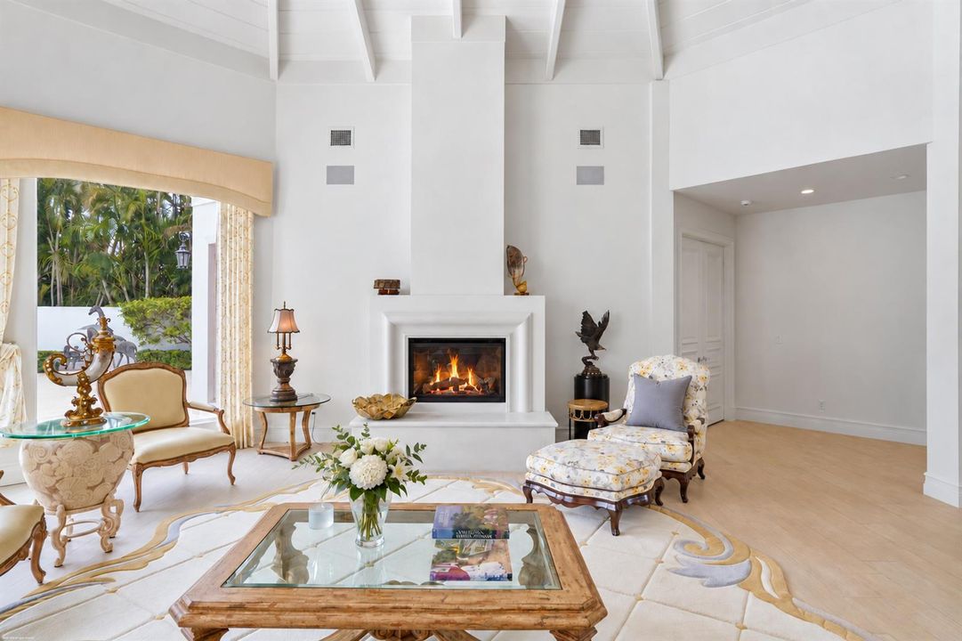 Living Room w/Fireplace