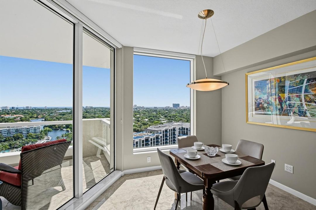 44_411_N_New_River_Dr_E-Dining_room-1381
