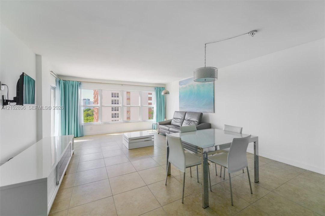 В аренду: $2,300 (1 спален, 1 ванн, 846 Квадратных фут)