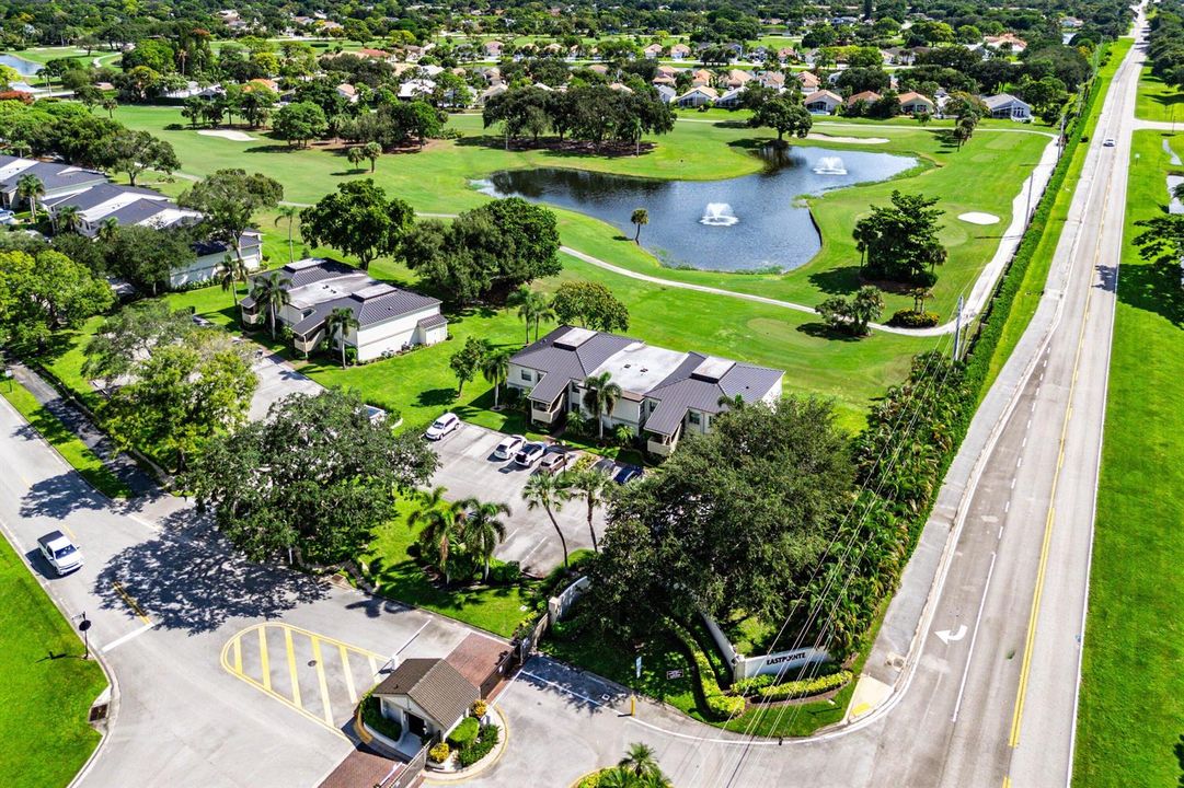 028-12970BriarlakeDrive-204-PalmBeachGar