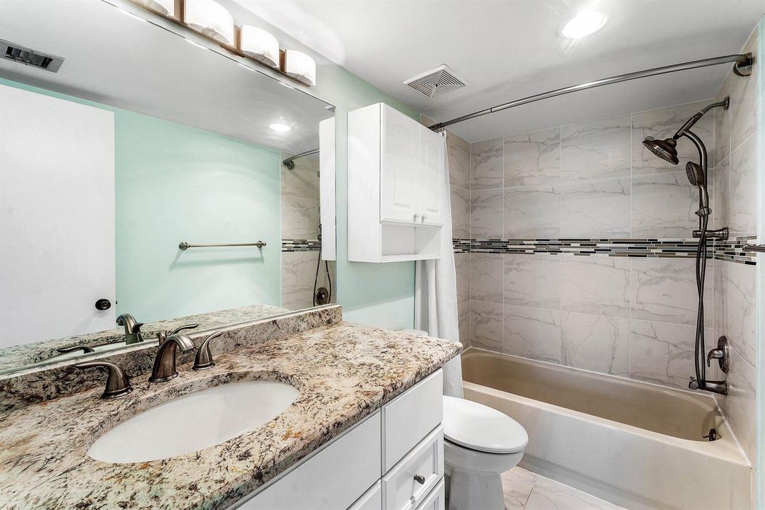014-12970BriarlakeDrive-204-PalmBeachGar