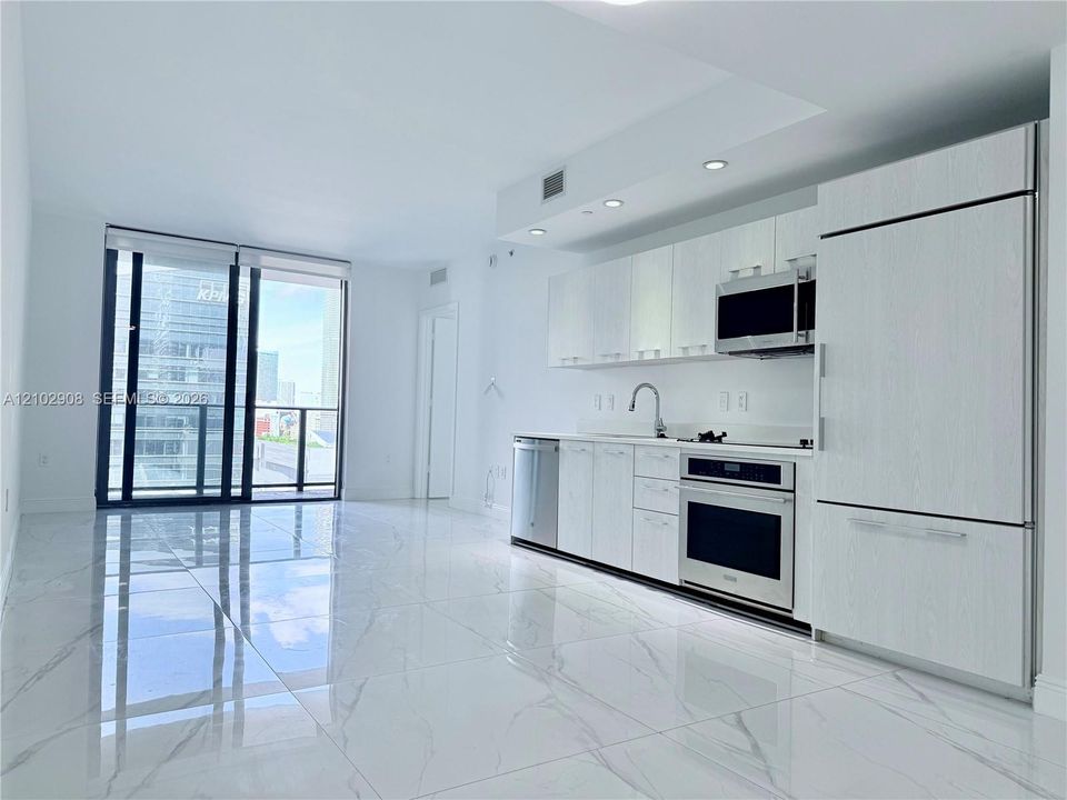 En Venta: $519,000 (1 camas, 1 baños, 738 Pies cuadrados)