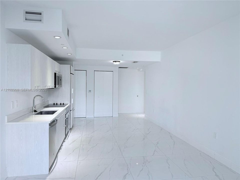 En Venta: $519,000 (1 camas, 1 baños, 738 Pies cuadrados)