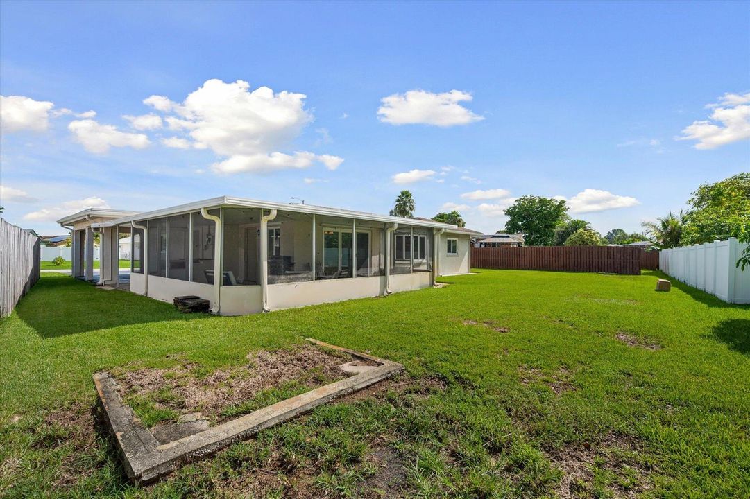 27-9704 NW 67th St, Tamarac-25