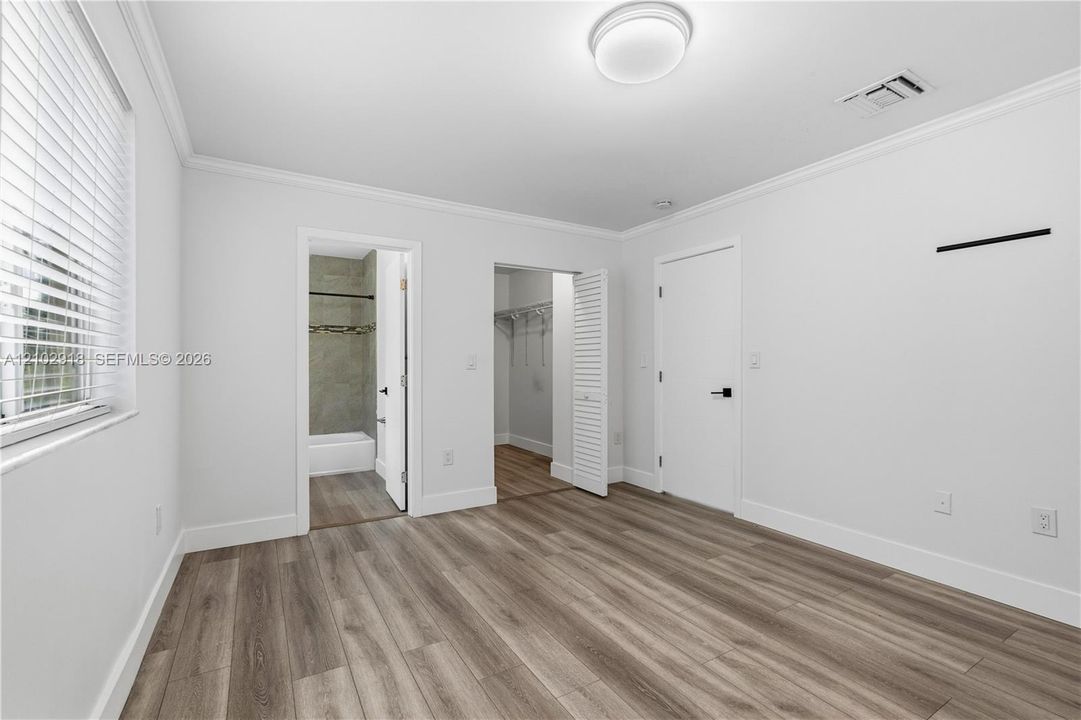 En Venta: $419,000 (4 camas, 3 baños, 1580 Pies cuadrados)