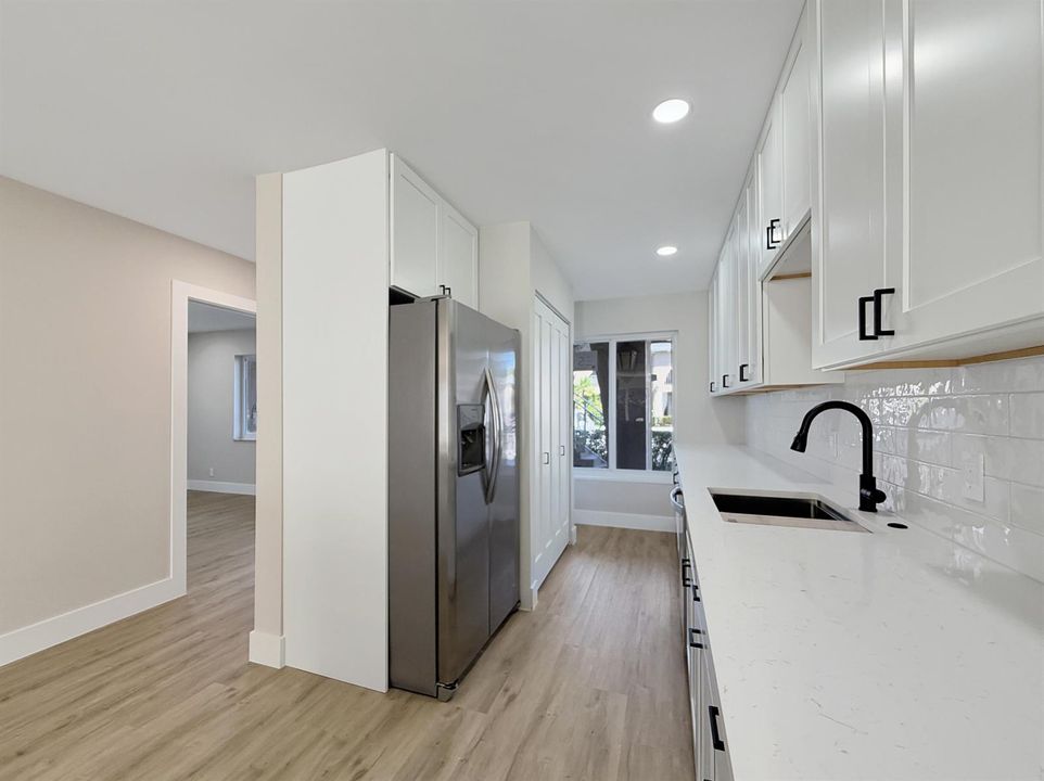 Kitchen/laundry