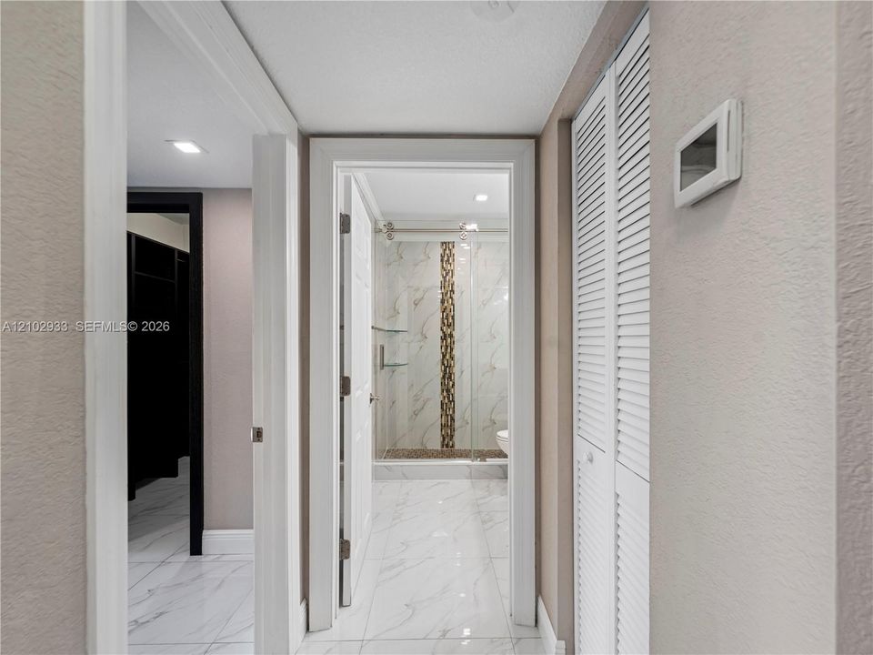 В аренду: $2,300 (1 спален, 1 ванн, 604 Квадратных фут)