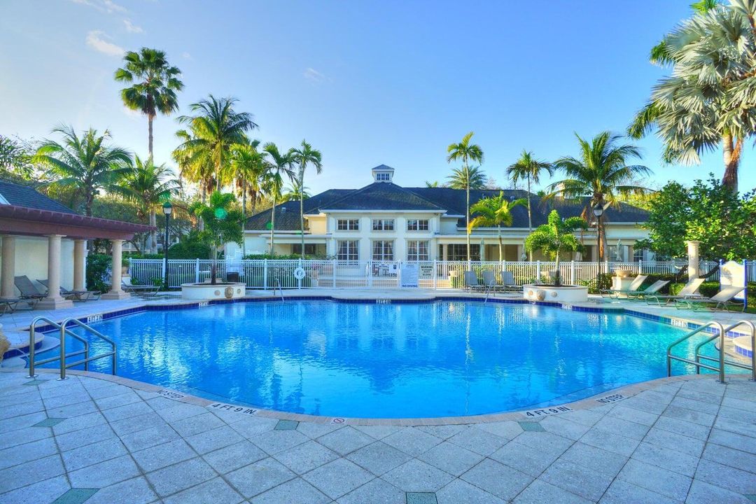 somerset pool