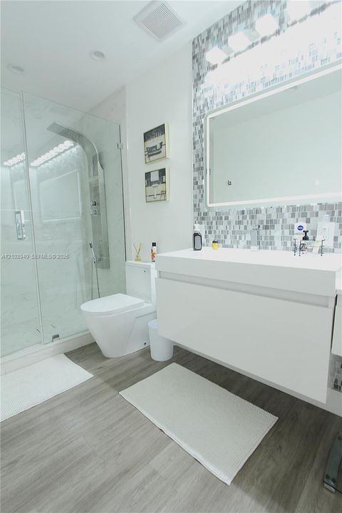 En Venta: $498,000 (2 camas, 2 baños, 1423 Pies cuadrados)