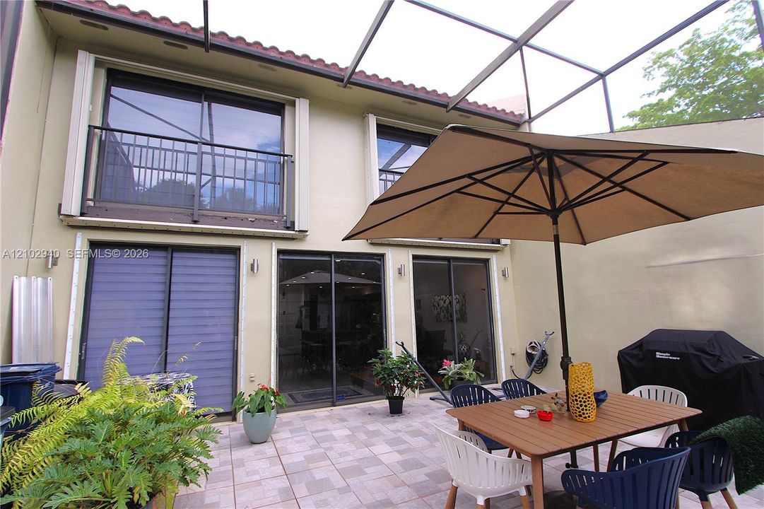 En Venta: $498,000 (2 camas, 2 baños, 1423 Pies cuadrados)