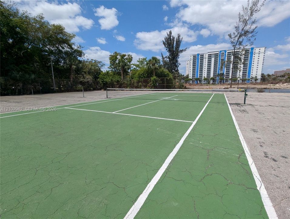 Tennis