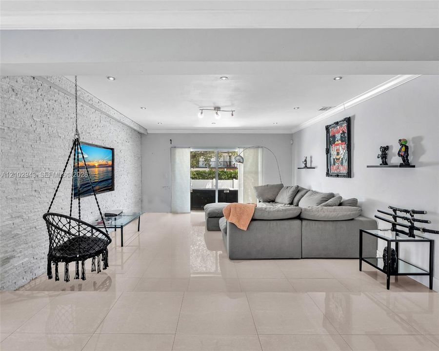 En Renta: $8,500 (5 camas, 4 baños, 2943 Pies cuadrados)