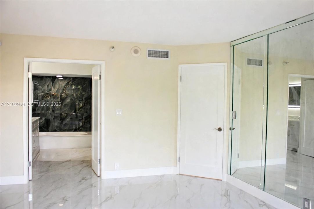 В аренду: $3,500 (2 спален, 2 ванн, 1365 Квадратных фут)