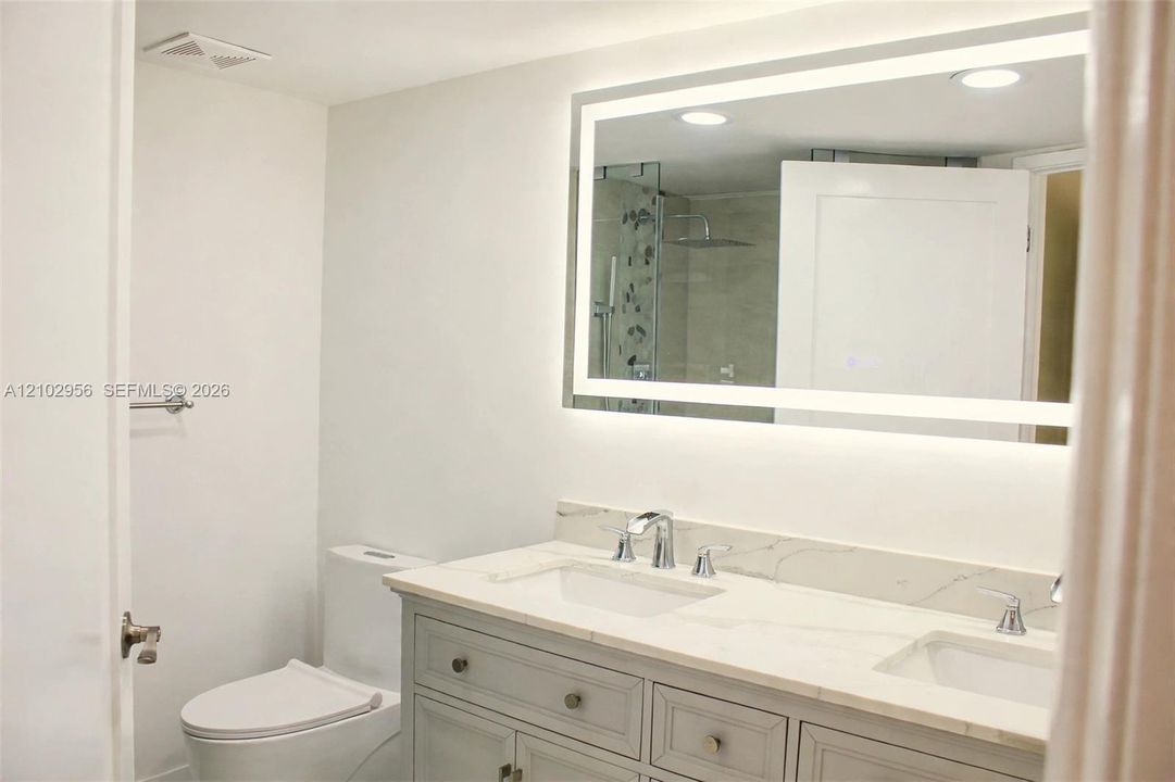 В аренду: $3,500 (2 спален, 2 ванн, 1365 Квадратных фут)