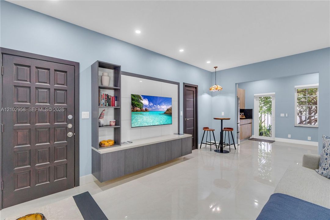 En Venta: $350,000 (1 camas, 1 baños, 570 Pies cuadrados)