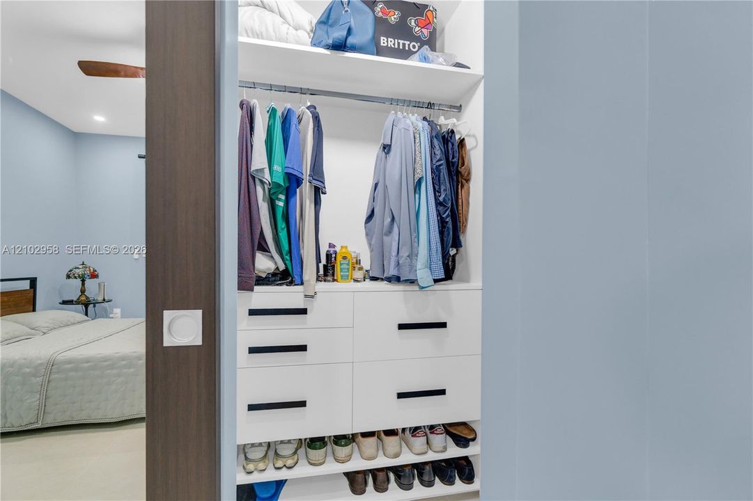 En Venta: $350,000 (1 camas, 1 baños, 570 Pies cuadrados)