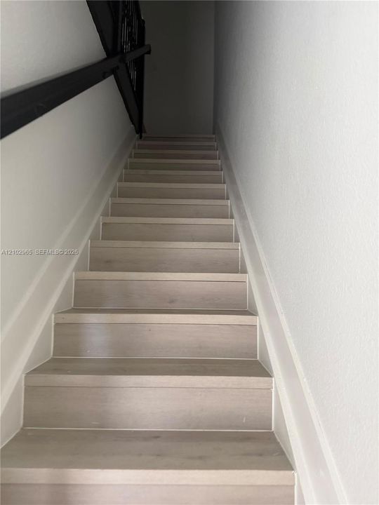 В аренду: $2,900 (3 спален, 2 ванн, 1251 Квадратных фут)