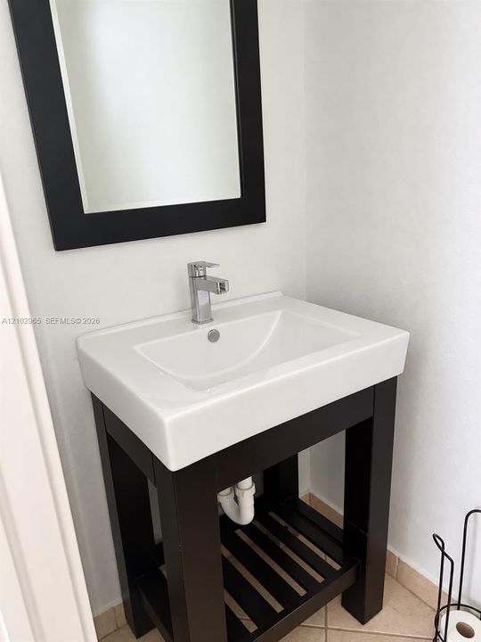 В аренду: $2,900 (3 спален, 2 ванн, 1251 Квадратных фут)