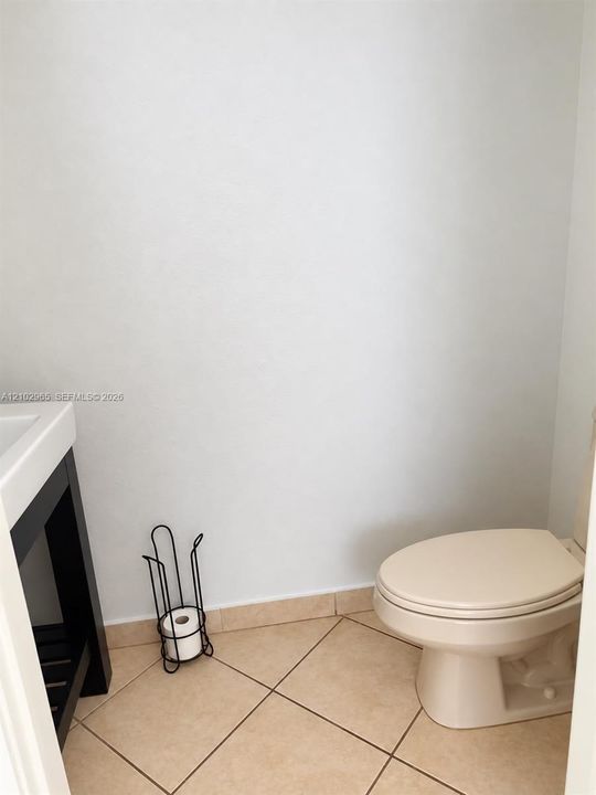 В аренду: $2,900 (3 спален, 2 ванн, 1251 Квадратных фут)