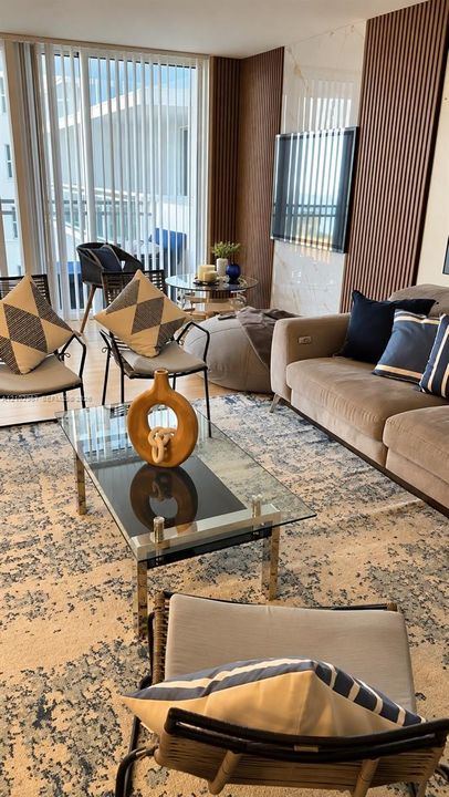 В аренду: $3,950 (2 спален, 2 ванн, 1248 Квадратных фут)