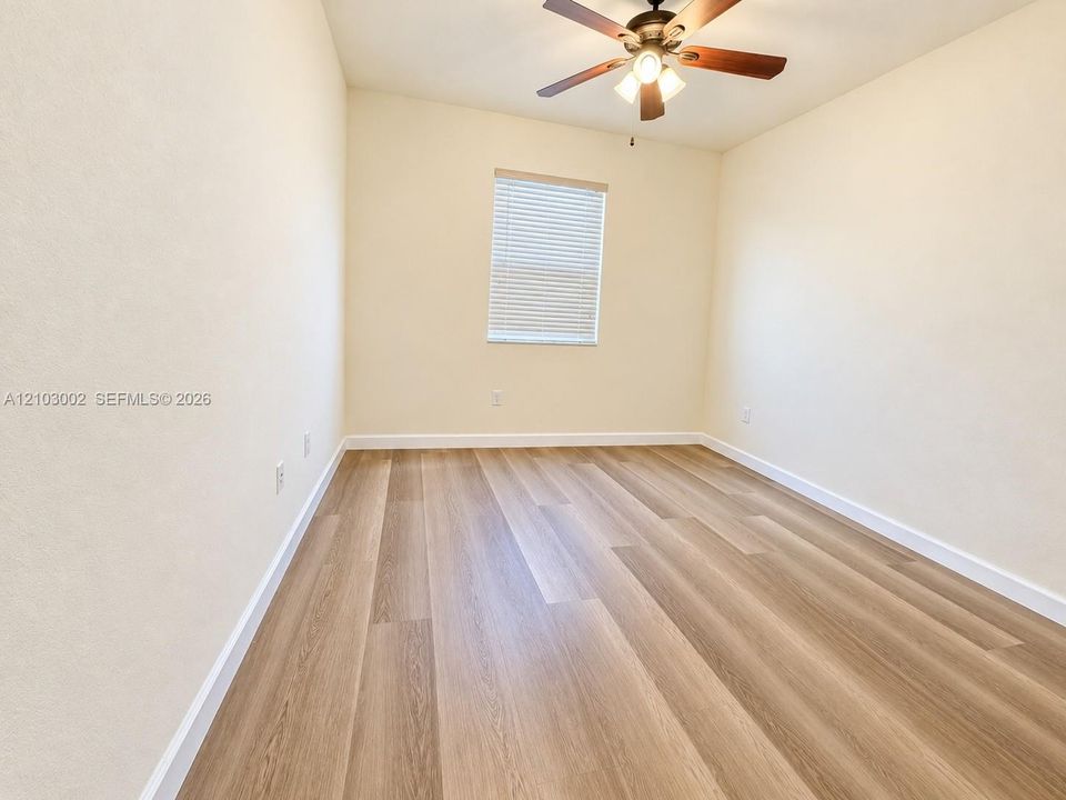 For Rent: $3,100 (3 beds, 2 baths, 1829 Square Feet)