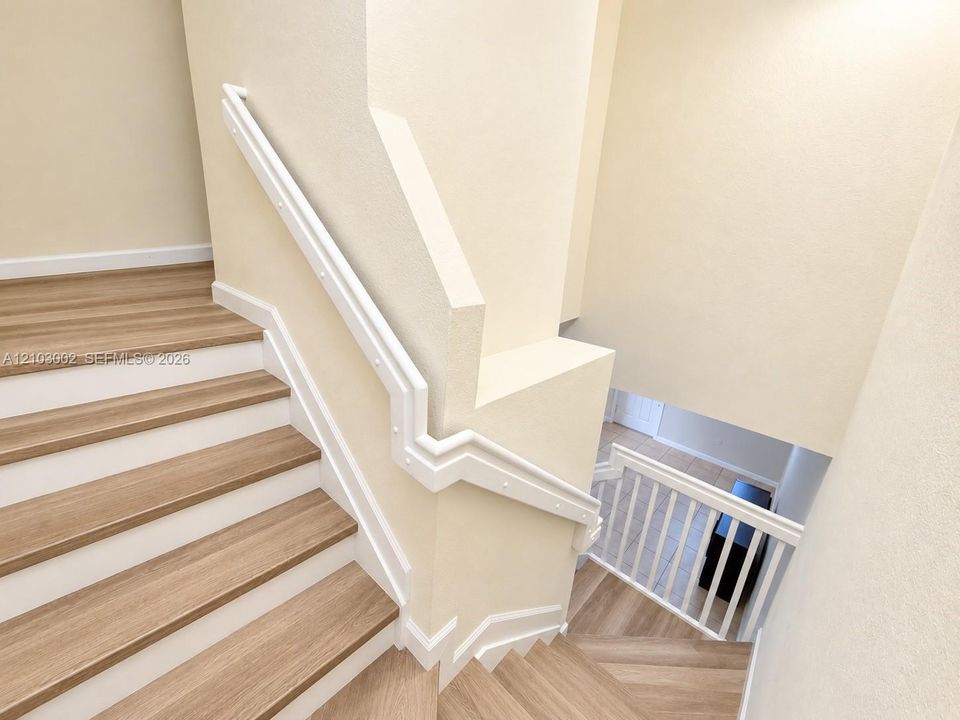 For Rent: $3,100 (3 beds, 2 baths, 1829 Square Feet)