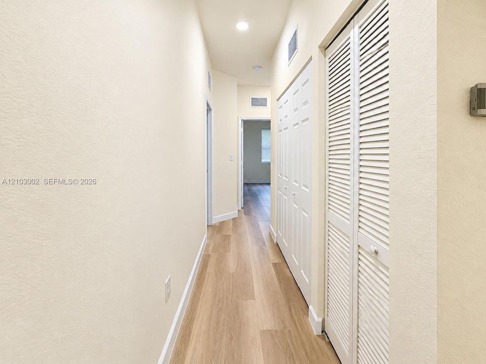 For Rent: $3,100 (3 beds, 2 baths, 1829 Square Feet)