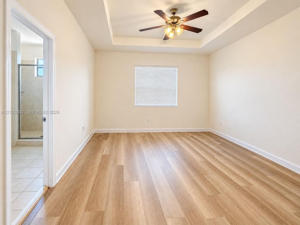 For Rent: $3,100 (3 beds, 2 baths, 1829 Square Feet)