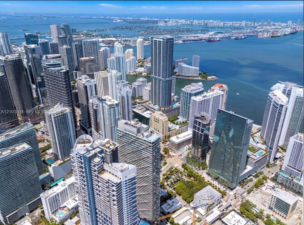 待售: $499,900 (1 贝兹, 1 浴室, 649 平方英尺)
