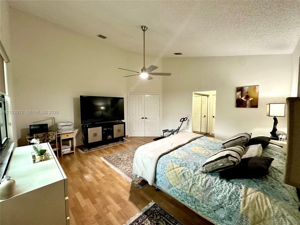 En Venta: $475,000 (3 camas, 2 baños, 1747 Pies cuadrados)