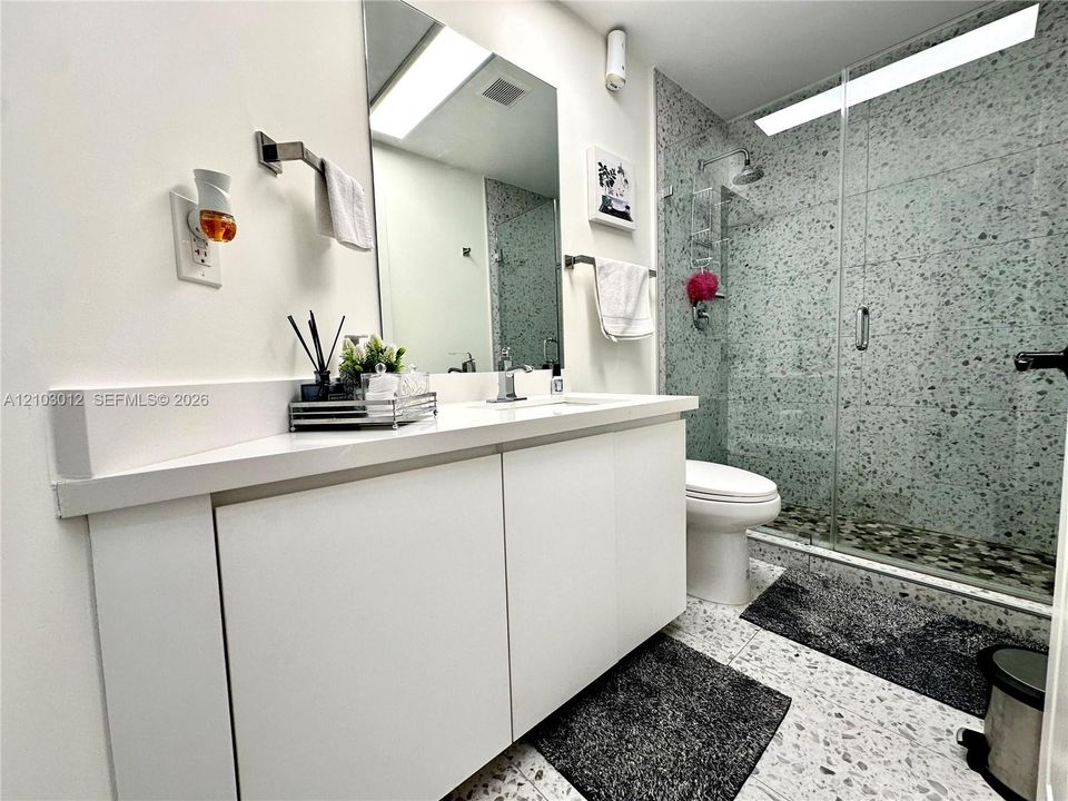 En Venta: $475,000 (3 camas, 2 baños, 1747 Pies cuadrados)